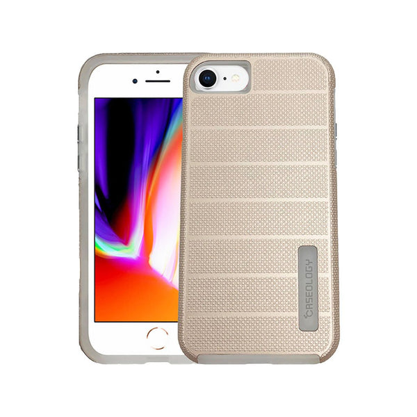 Coque rigide Caseology pour iPhone 7 Plus